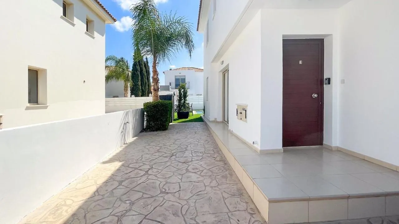 Villa Guenther Palm Village Protaras 0*,  Cypern